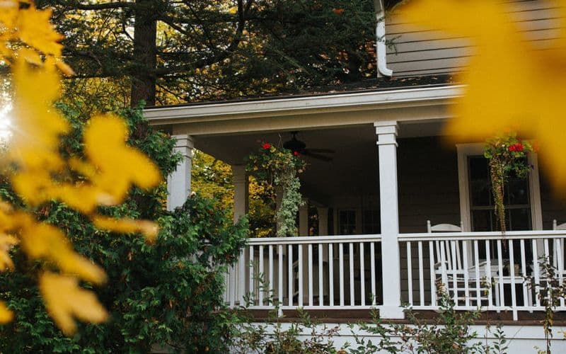 home-trees-advantage-gutter-guard