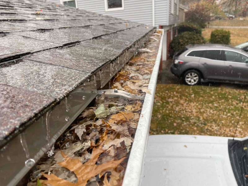 rain-overflowing-gutter- we-can-solve-this-issue